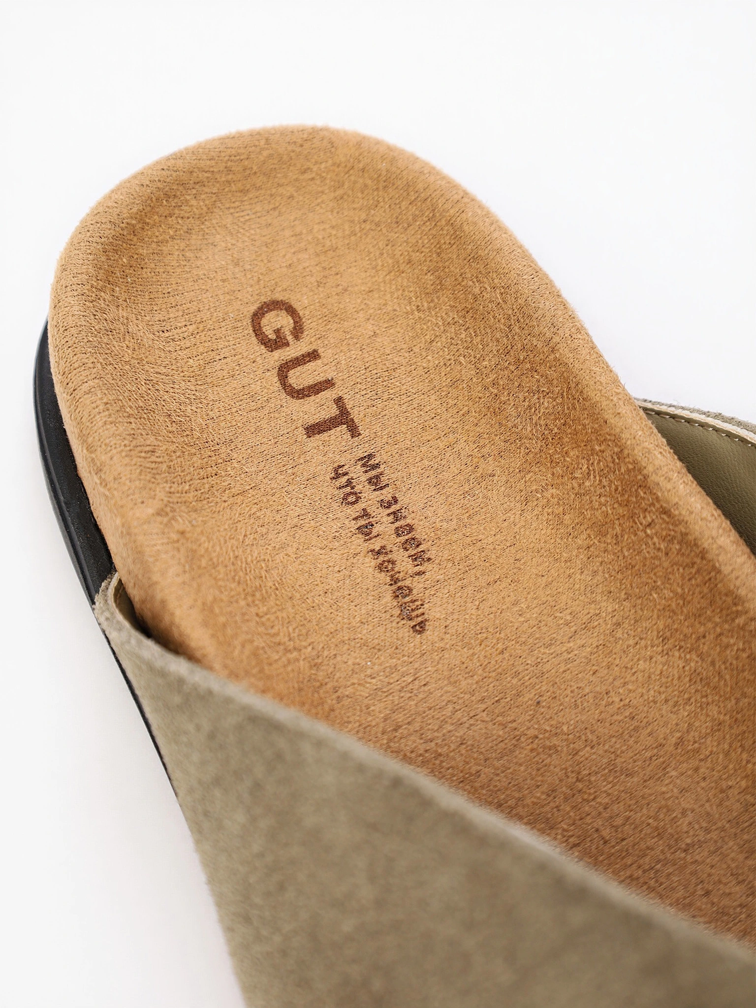 Сланцы зеленого цвета на низкой подошве